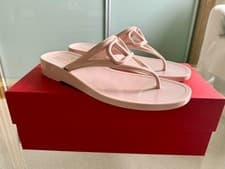 Image of VALENTINO GARAVANI VLOGO SIGNATURE PINK PVC FLIP FLOPS SANDALS SIZE 38EU 5UK NEW