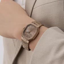 Image of Guess Men's Oliver Quartz Analogue Watch. A timeless Piece For The Classic Man