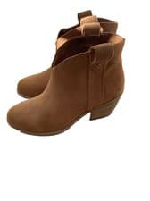 Image of Toms Suade Tan Boots New