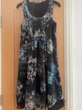 Image of MINT VELVET Sleeveless AMI Floral Print DRESS