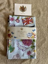 Image of Royal Collection Trust Buckingham Palace Summer Tea Towel Blue Rose Crown New