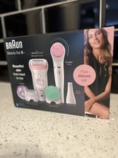 Image of Braun Silk-epil Beauty Set 9 BS Wet and Dry Epilator with 11 Extras - 9995