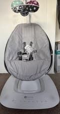 Image of 4moms Mamaroo Baby Swing👶🏻