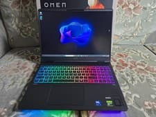 Image of NEW HP Omen MAX 16 Ultra 9 275HX RTX 5080 32GB 1TB QHD 240Hz Gaming Laptop