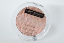 Image of REVOLUTION EUPHORIC SUPER GLOW FINISH ILLUMINATOR HIGHLIGHTER 6g - IRIDESCENT