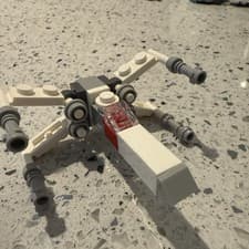 Image of Lego Set Holiday Advent Calendar 2020 Day 8 X-Wing Fighter 75279