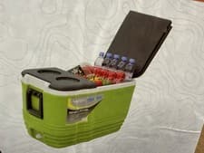 Image of Vango Pinnacle 57 Litre Green Coolbox Cooler 75 Cans Stays Cool 80hrs Picnic Box