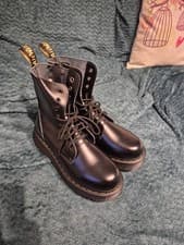 Image of Dr. Martens: Jadon Smooth Leather Platform Boots