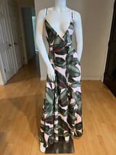 Image of $400 FAME AND PARTNER LEAF PRINT WRAP MAXI DRESS SIZE 4