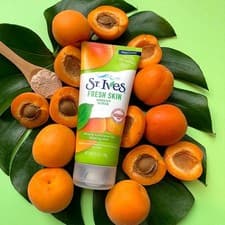 Image of 6 x St. Ives Scrub Fresh Skin Invigorating Apricot 150ml for glowing skin