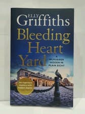 Image of Bleeding Heart Yard: Breathtaking thriller..., Griffiths, Elly Paperback