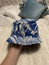 Image of Ralph Lauren Cotton Blend Terry Loft Bucket Hat Blue/White S/M