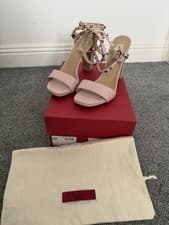 Image of Valentino Garavani Rockstud sandals – Size EU 39