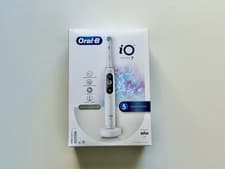 Image of Oral-B iO7 Electric Toothbrush