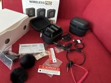 Image of Rode Wireless PRO Compact Wireless Microphone System Charging Case WIPRO Kit ✅