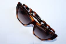Image of Guess Sunglasses GU00111 52F Havana brown Woman Butterfly Shape 56/14/130