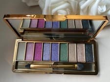Image of LAROC Vibrant Tones Luminous Shimmer Eyeshadow Palette - Gold Case & Box