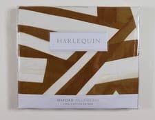 Image of HARLEQUIN TRANSVERSE 200TC COTTON SATEEN OXFORD PILLOWCASE - SAFFRON