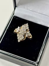 Image of Women’s 18k yellow Gold Diamond Cluster Ring