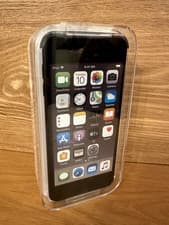 Image of *SEALED* SPACE GREY 32GB APPLE IPOD TOUCH 7th GEN GENERATION A2178 GRAY
