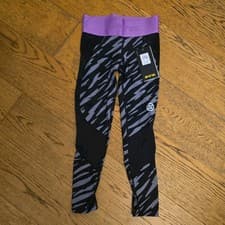 Image of NEW With Tags Women's Skins Compression Series 3 7/8 Tights black steel Small