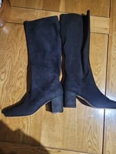 Image of Aldo Women's Real Leather Zip Closure Boots ,New, No Box