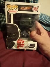 Image of Funko Pop! The CW Flash TV Series Zoom Vinyl Figure #352 New In Box Repaired
