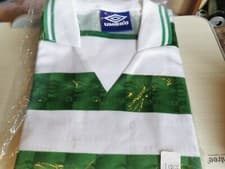 Image of Pre 1990 Umbro Green And White Long Sleeve Top