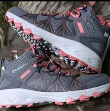 Image of Columbia Size 10.5 Dark Grey/Coral Peakfreak II Mid Outdry Boots Waterproof NWOB