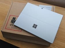 Image of Microsoft Surface Pro 11 Core ultra 5 236V 16GB RAM 256GB SSD