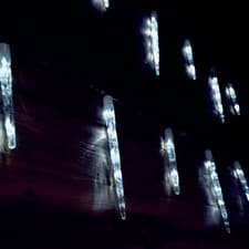 Image of Premier 24 (6.9m) Hard Plastic Chaser Icicle Lights with 72 Cool White LEDs