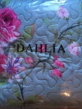 Image of UK SELLER.....Dahlia Double Bedspread. Floral Pattern. UK SELLER