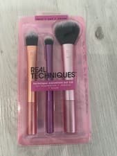 Image of Real Techniques Technique essentials set 2.0 Brand New In Box Foundation Blush