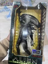 Image of Alien Resurrection Warrior Drone Figure 1997 Kenner Movie Edition | Sealed