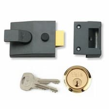 Image of Yale Automatic Deadlocking Nightlatch Dark Metallic Finish/Brass P-89-DMG-PB-60