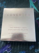 Image of COVER FX The Perfect Light Highlighting Palette with mirror Medium Deep