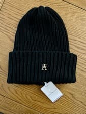 Image of Tommy Hilfiger NEW Ribbed Knit Style Black Beanie Wool Blend Hat TH Emblem BNWT
