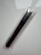 Image of The Body Shop - Foundation Buffing Brush - New