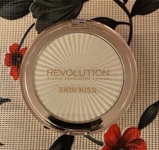 Image of REVOLUTION SKIN KISS HIGHLIGHTER ICE KISS - Brand New