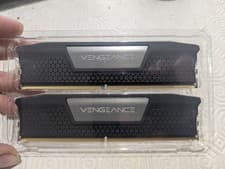 Image of CORSAIR VENGEANCE 32GB 2 x 16GB DDR5-5600 CMK32GX5M2B5600C36 Unused