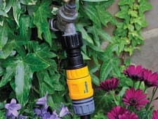 Image of Hozelock 7022 Pressure Regulator