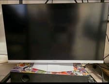 Image of MSI MAG 274URFW 4K Ultra HD 27" Rapid IPS Gaming Monitor - White