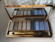 Image of LAROC Natural Tones Luminous Shimmer Eyeshadow Palette - Gold Case & Box