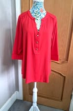 Image of NEW Evans Women's Red V-neck Button Up Top 3/4 Cuffed Sleeves Silver Buttons