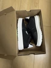 Image of DKNY Midland Lace Up Trainers Shoes Black White BNIB Size 5uk Women’s 38eu