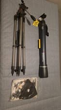 Image of Celestron AstroMaster LT 60AZ Refractor Telescope (21073) & Tripod, Eye Pieces