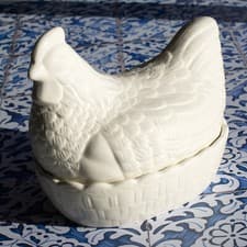 Image of Mason Cash Cream Hen Egg Holder Kitchen Storage Nest Basket Cockerel Chicken
