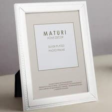 Image of SILVER PLATED PHOTO FRAME - BEAD EDGE FINISH, 4 X 6-INCH (10 X 15CM) MATURI