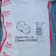 Image of Pack of 50 x 15MM Talon White double hinged pipe clip TD15 (M1166)