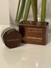 Image of Hourglass Scattered Light Glitter Eyeshadow Aura